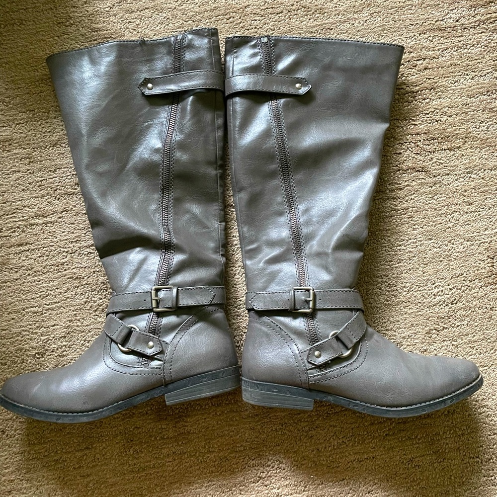 Rampage 8W Grey boots